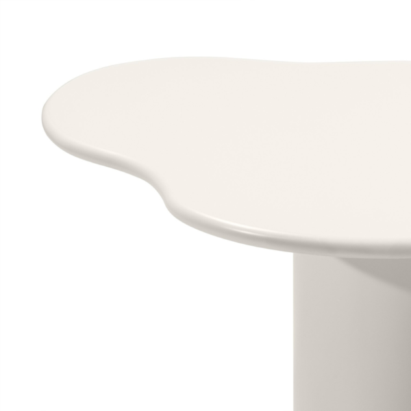 4 Valgomojo stalas Den