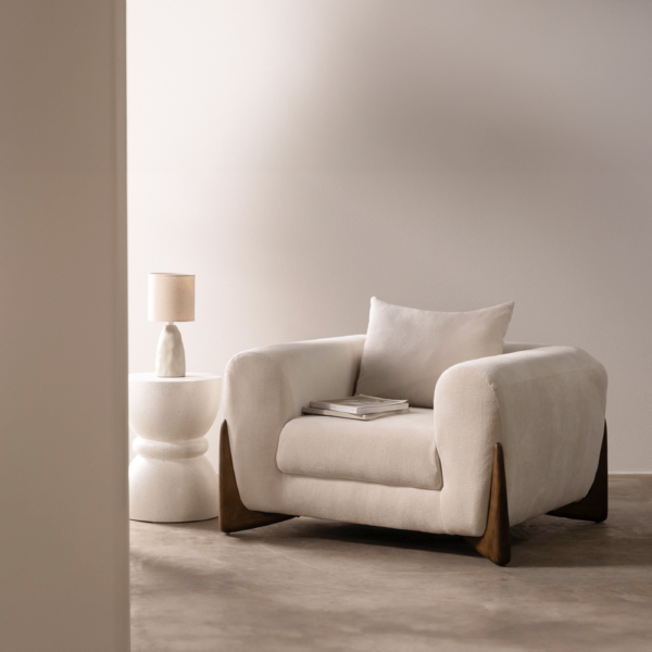 Fotelis Timo – modernus fotelis svetainėje